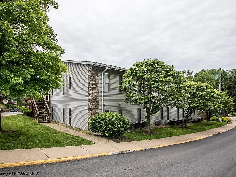 749 Richwood Ave — Photo 13