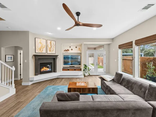 320 El Socorro Ln, Austin, TX 78732