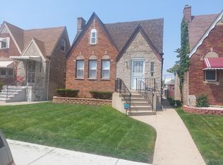 7642 S Damen Ave, Chicago, IL 60620