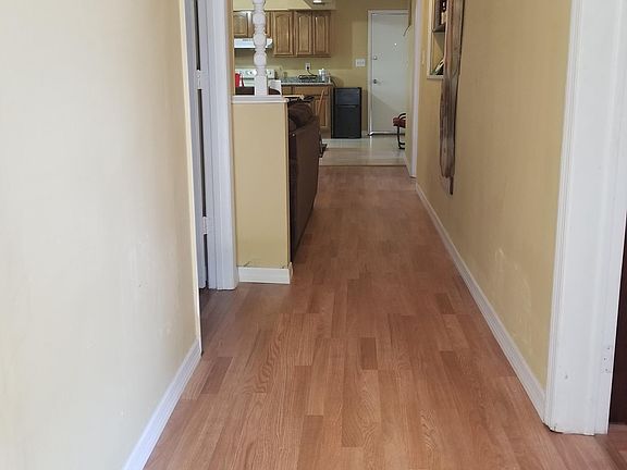 3rd image of 2703 W Cass St