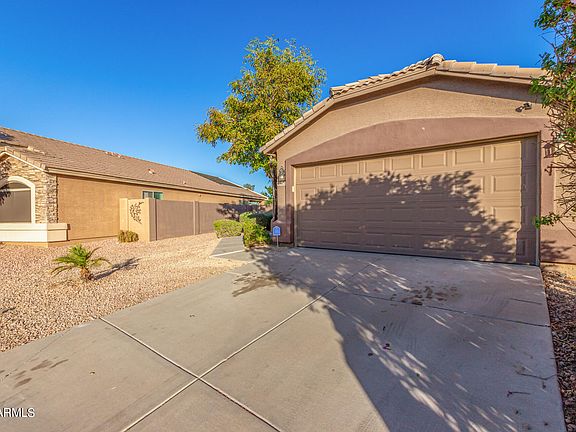 3rd image of 33731 N BARBARA Drive