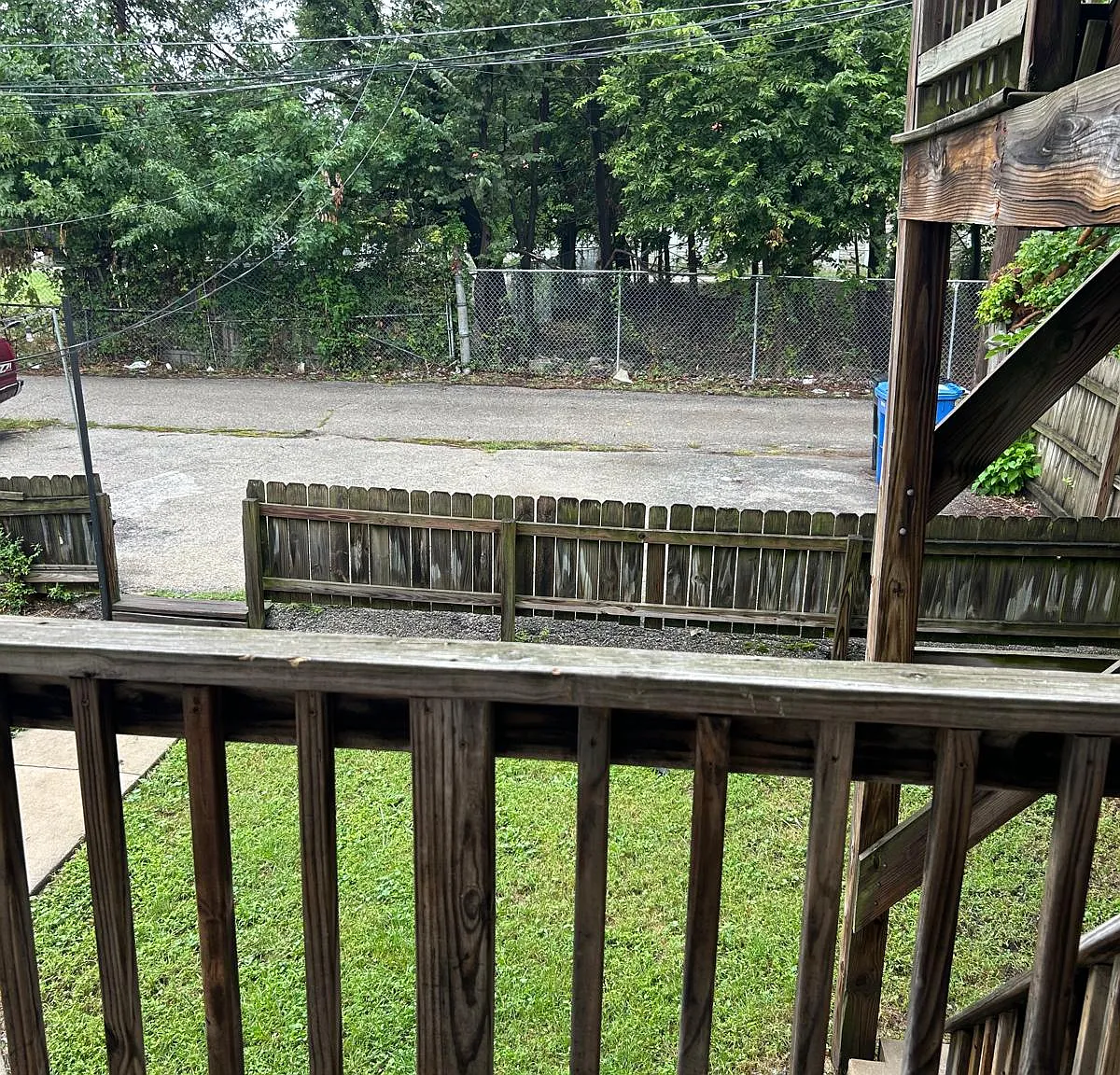 3 bed, $2,050 — Photo 2