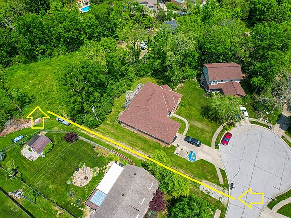 3rd image of 157 W Dilcrest Cir