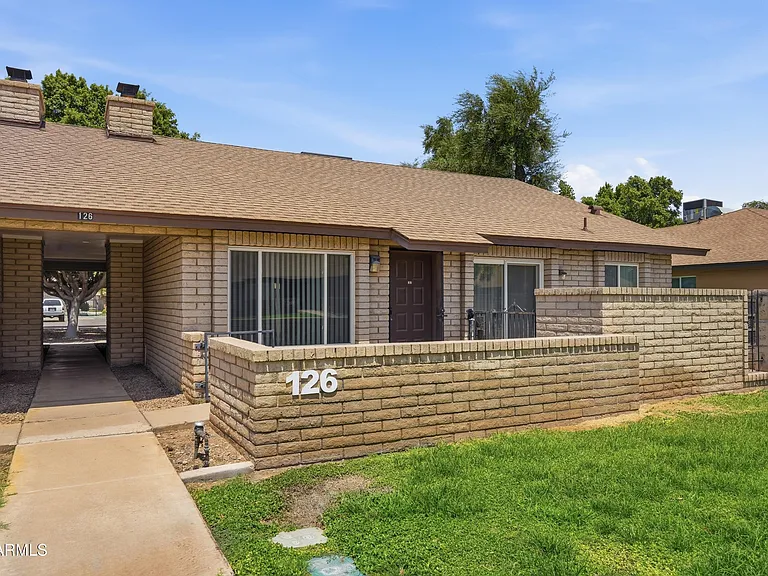 126 W Loma Vista Dr #101 — Photo 26