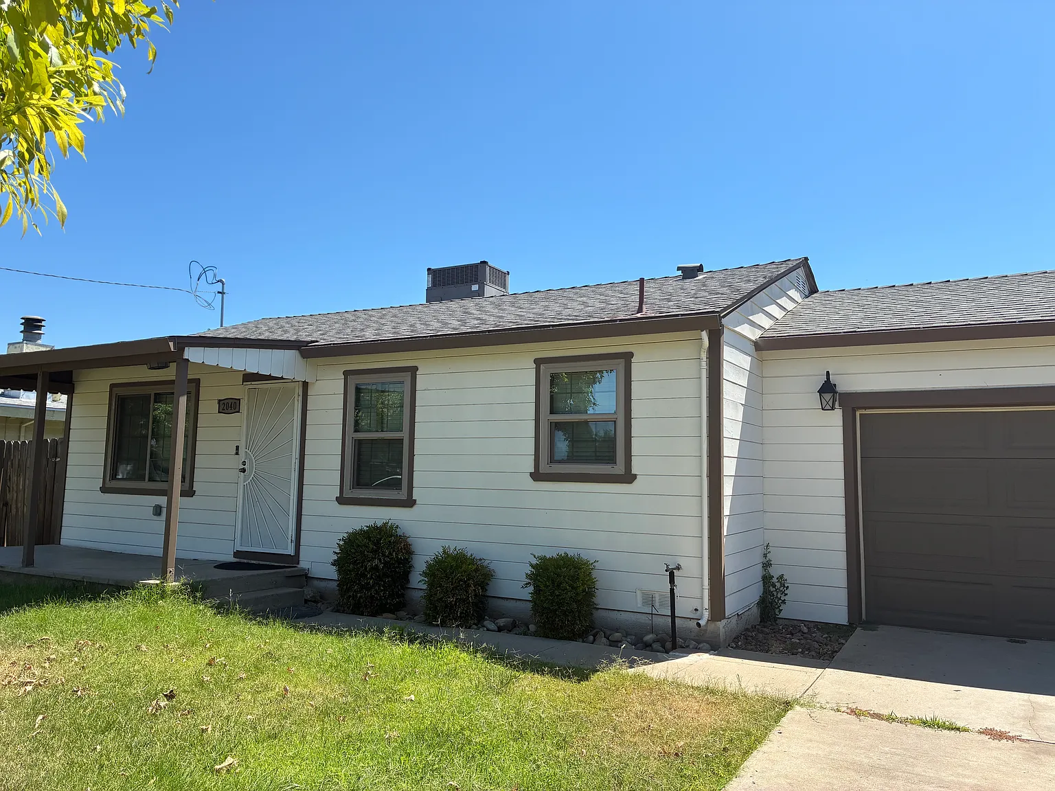 2 bed, 768 sqft, $1,800 — Photo 4