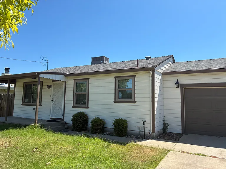 2040 Edwards Ave — Photo 4