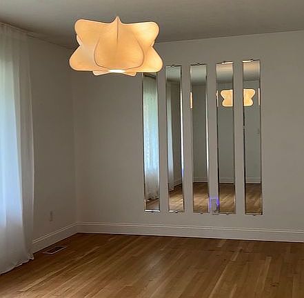 3rd image of 6306 Greyfield Rd