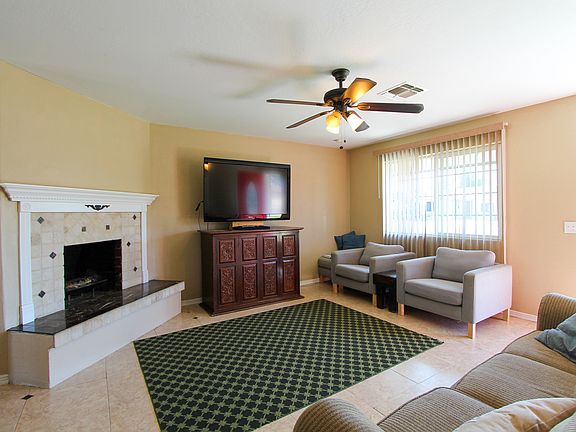 Living Room & Fireplace
