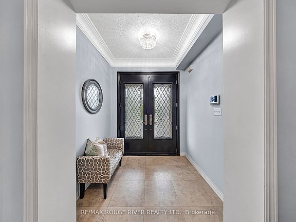 5th image of 8 Saint Philip Ct