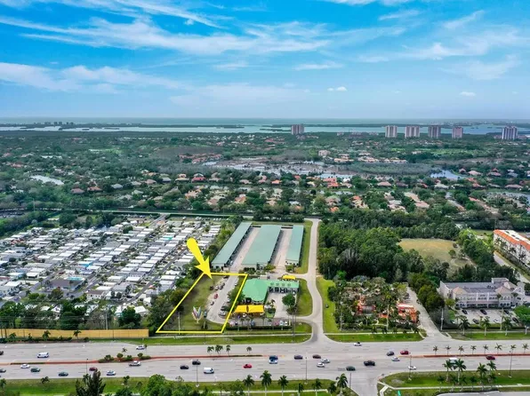 S Tamiami Trl, Bonita Springs, FL 34134