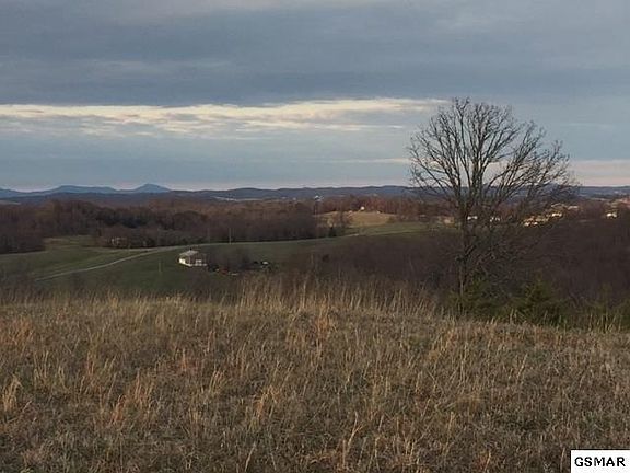 3rd image of 747 Swatsell Rd