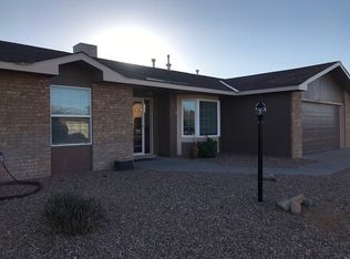 585 Nicklaus Dr SE, Rio Rancho, NM 87124