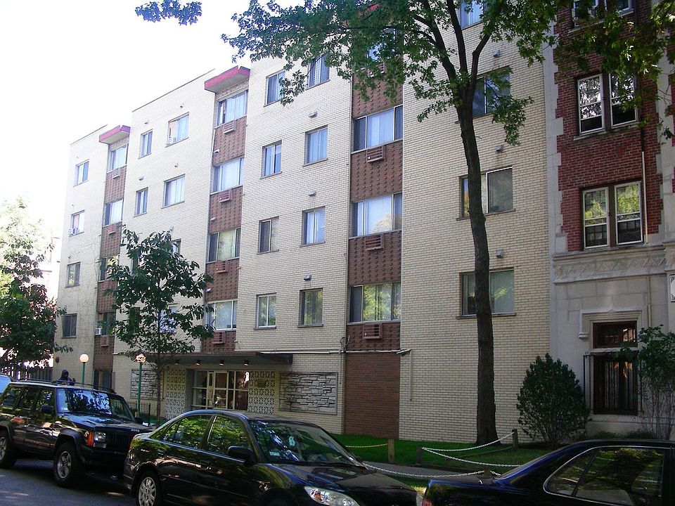 1st image of 5633 N Winthrop Ave APT 509