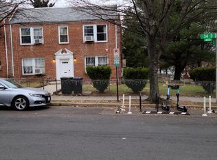 401 34th St SE, Washington, DC
