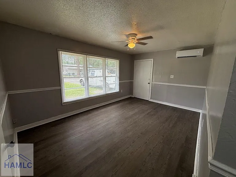 197 Evelyn Ave — Photo 6
