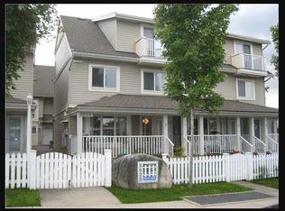 5525 Halley Ave #3, Burnaby, BC V5H 2R1