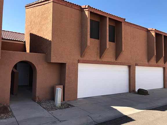 2nd image of 2202 W Glenrosa Ave Unit 7