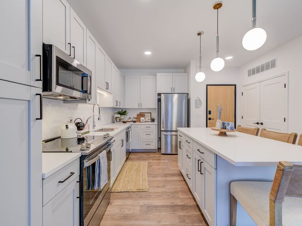 The James | 416 N Kirkwood Rd, Saint Louis, MO