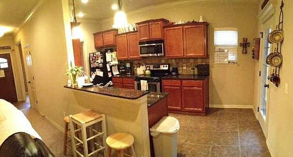 3rd image of 2665 Sierra St