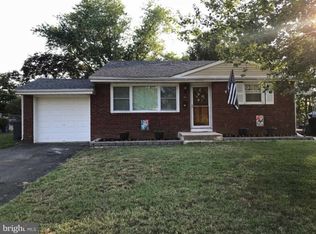 30 Belmont Rd, Bellmawr, NJ 08031