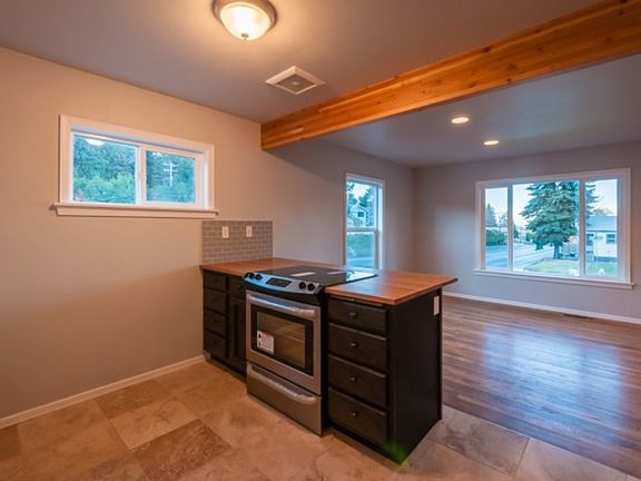 5th image of 3204 E 20th Ave