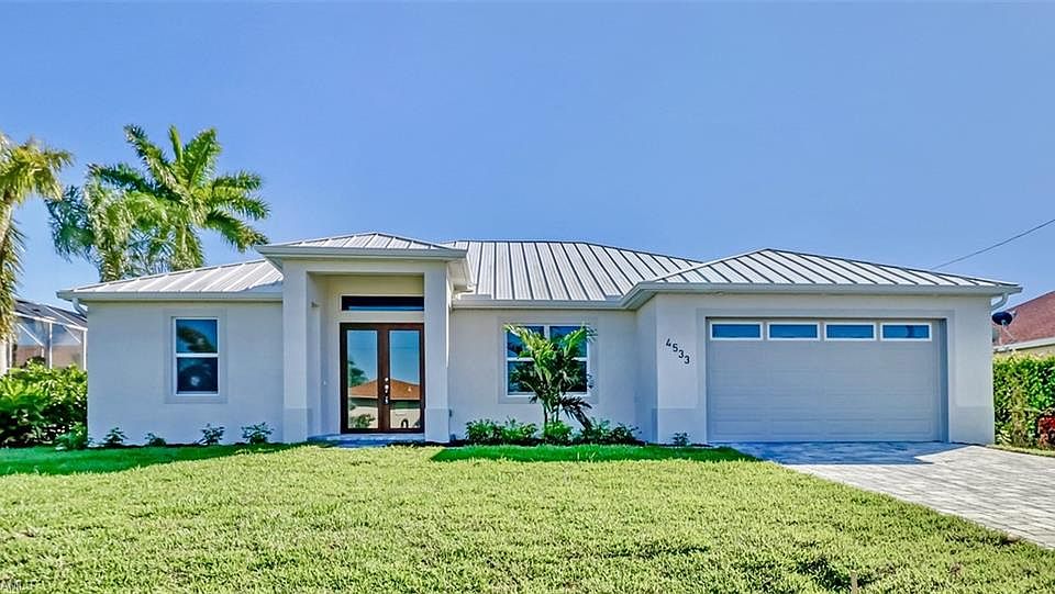 1st image of 4533 SW 11th Ave