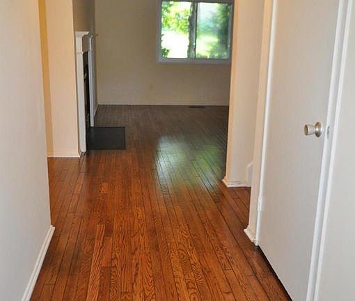 4th image of 19502 Burlingame Way
