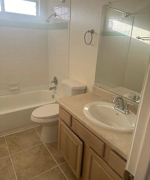 8124 Oakdale Pl NW — Photo 6