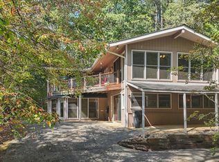 206 White Antelope St, Waleska, GA 30183