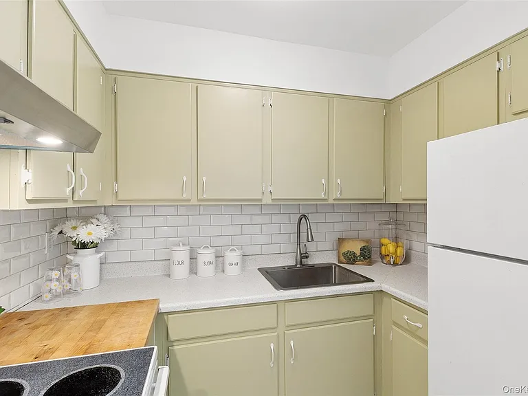1000 9th St #D37 — Photo 11