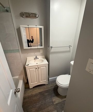 4th image of 2257 Baird Blvd