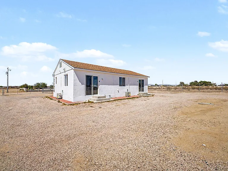 34233 W Sahuaro St — Photo 27