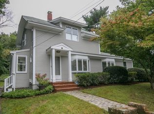 37 Maple St, Kingston, MA 02364