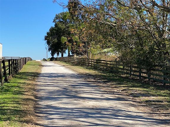 5th image of 12020 N US HIGHWAY 441