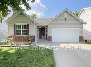 2746 Brookrun Dr, Belleville, IL 62221