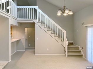 1441 Teresa Dr, Fort Lee, NJ 07024
