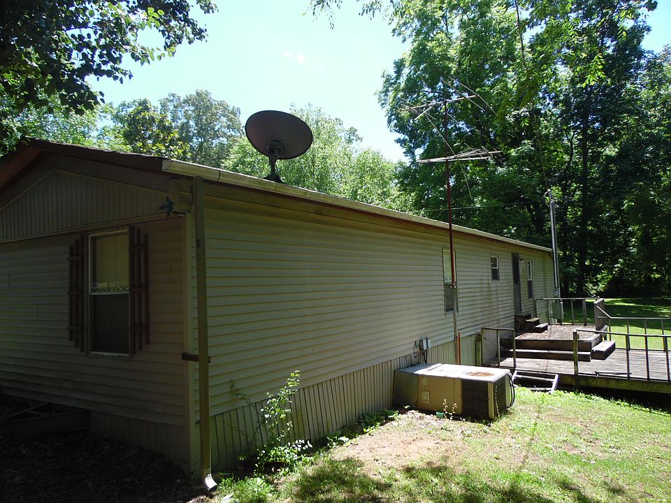 2nd image of 165 Seamons Rd