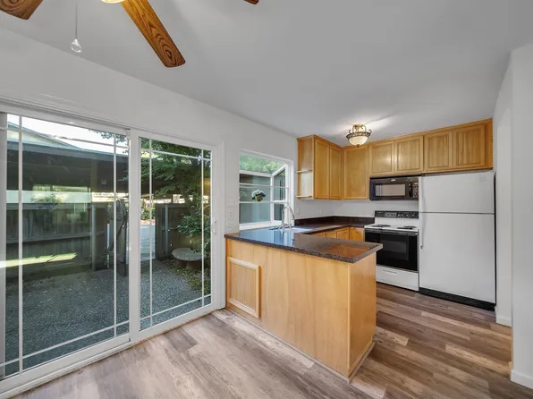 8848 La Riviera Dr Unit B, Sacramento, CA 95826