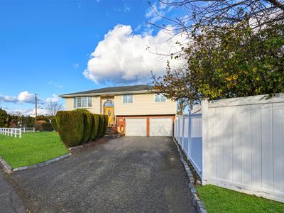 170 Radcliffe Road, Plainview, NY, 11803