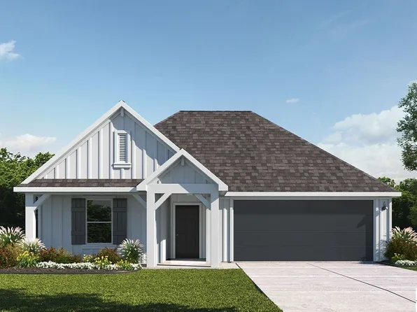 302 N Richland Dr, Lockhart, TX 78644