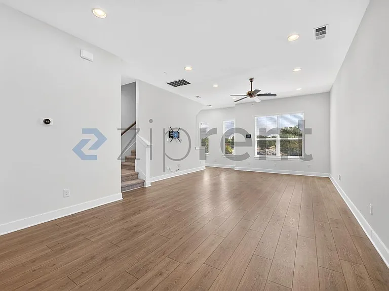 2802 Addison Park Ln — Photo 13