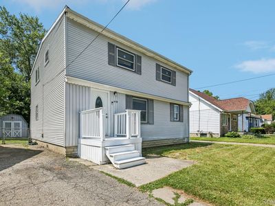 1472 Ready Ave, Burton, MI, 48529