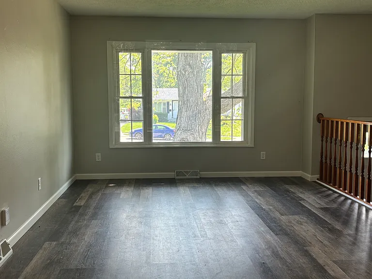 3222 Iverness Ct — Photo 2