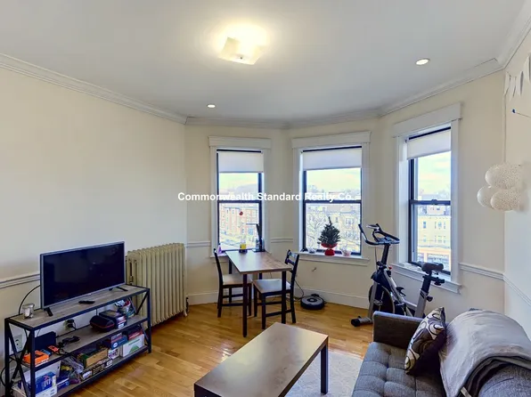 2 Walbridge St #25, Allston, MA 02134