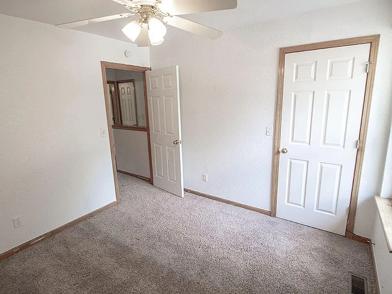 5342 Godas Cir — Photo 17