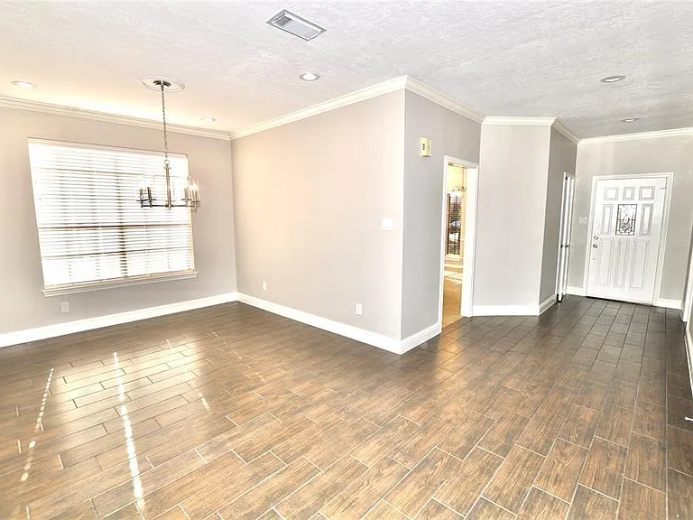 4602 Natural Bridge Dr — Photo 9