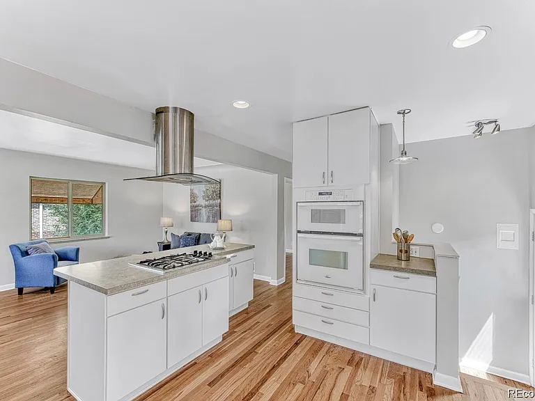 3423 W 39th Ave — Photo 9