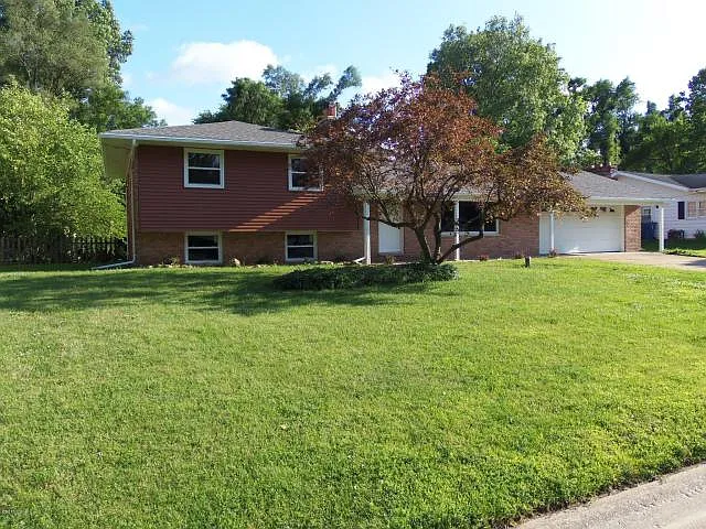 120 Arcadia Blvd photo 1