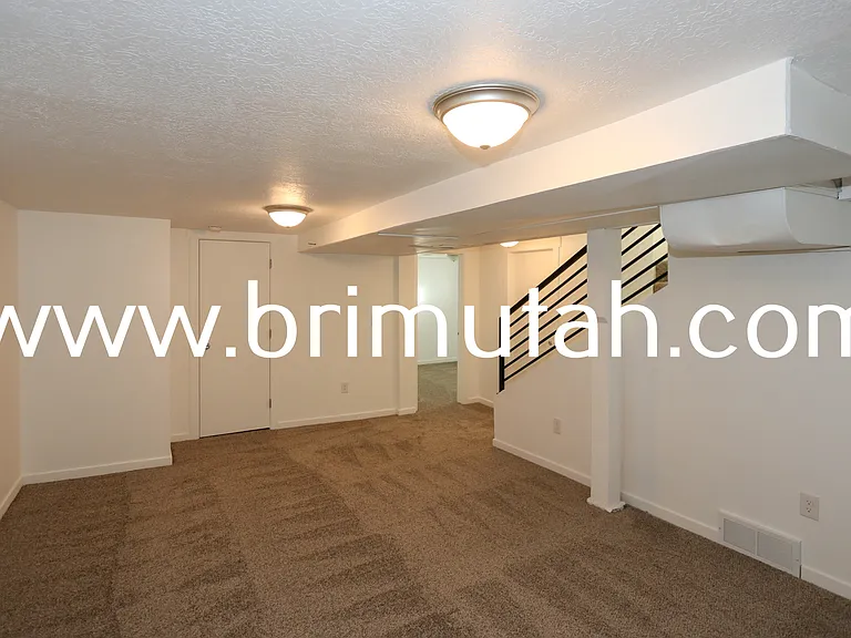 2613 S Hartford St — Photo 8
