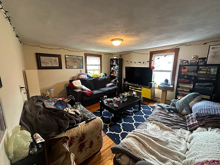 585 Somerville Ave #1A — Photo 3